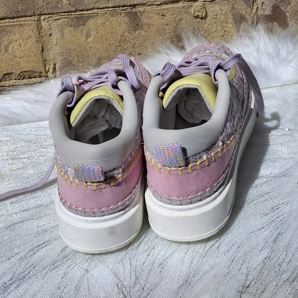 Steve Madden Charly Girl Youth Woven Multi Pastel Lace-Up Sneakers   Kids Size 4 - Picture 11 of 16